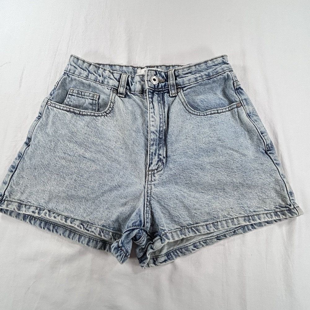 Cotton:On High Rise Mom Sz 4 Denim Jean Shorts Blue Cropped 2" Pant Light Wash